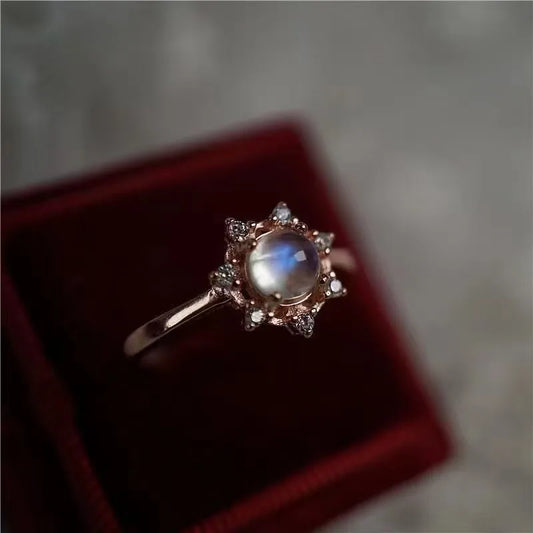 Serendip Table Snowflake Moonstone Ring